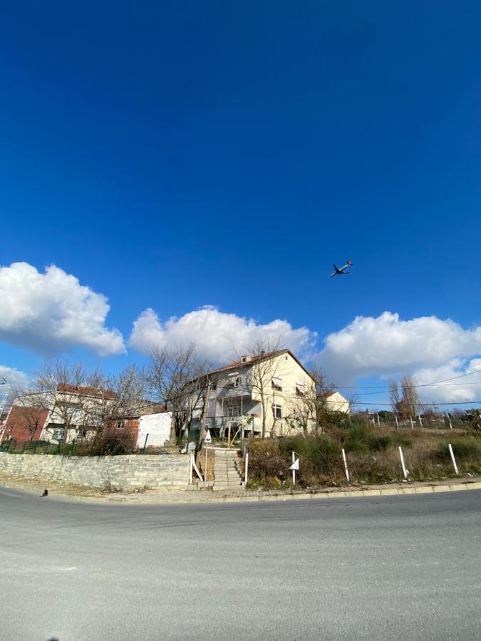 Triplex House Near The Airport Apartman Arnavutkoy Kültér fotó